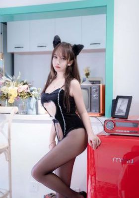 两个疯子动漫全集免费观看