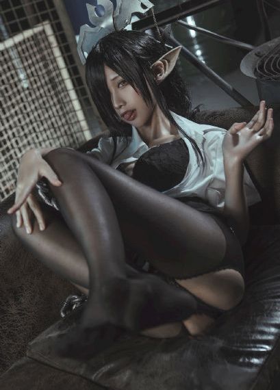 年轻的嫂子1在线观看