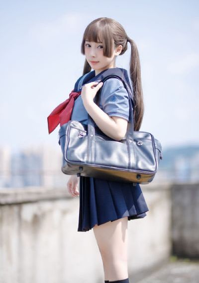 更衣人偶追人爱河