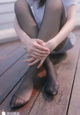 尤里和露珠电影