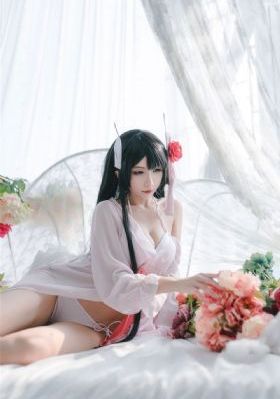 与僧侣交往的色欲之夜