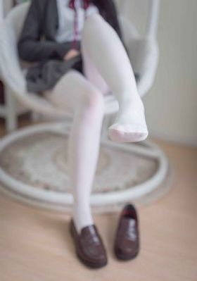 被催眠的校花高筱柔